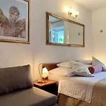 Guest House Amalija